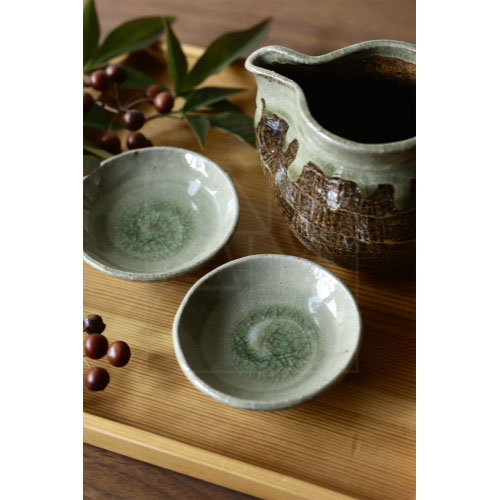 Classic sakazuki-style sake cup set – traditional Japanese design, made in Kyoto 