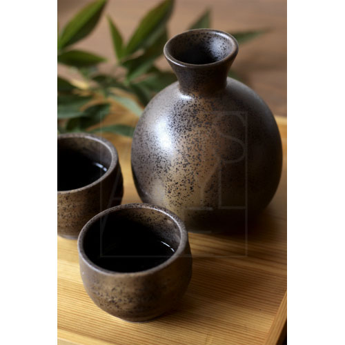 Simple and traditional ceramic tokkuri set – classic Japanese sake ware from Kyoto